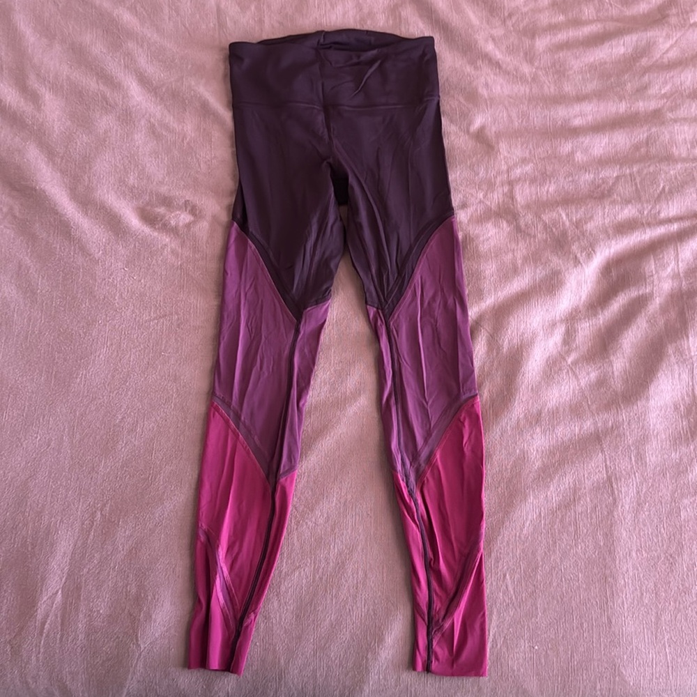 Lululemon color block leggings size 6